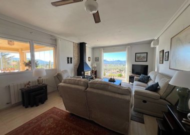 3939beautiful3bed2bathvillawithpoolbreathtaki