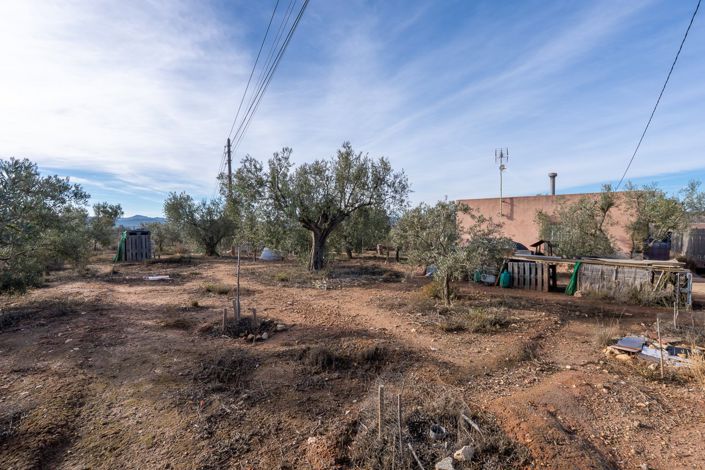 Image No.18-1 Bed Country House for sale