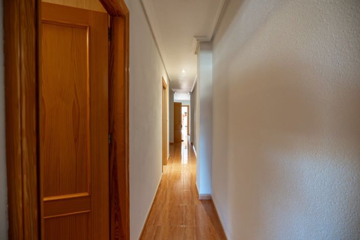 Image No.15-2 Bed Apartment for sale