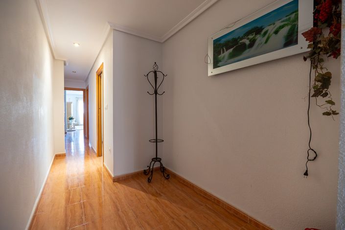 Image No.21-2 Bed Apartment for sale