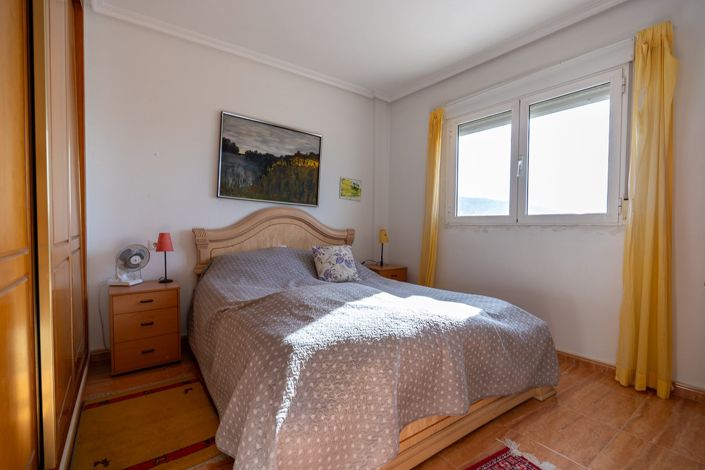 Image No.25-2 Bed Apartment for sale