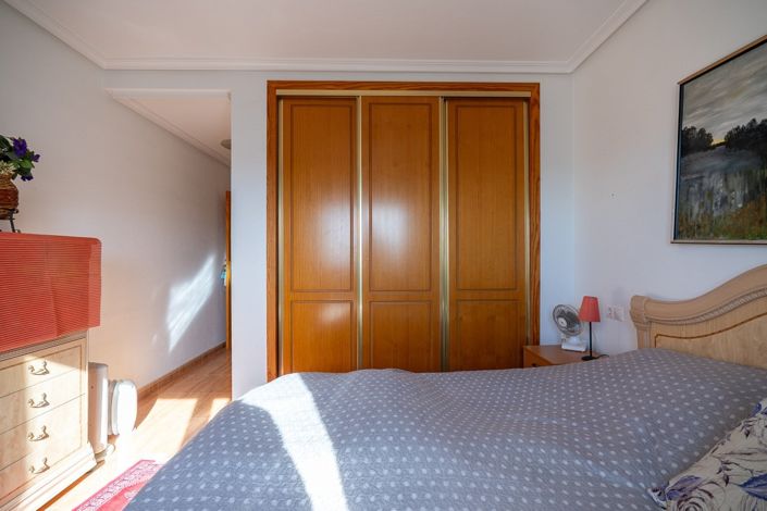 Image No.27-2 Bed Apartment for sale