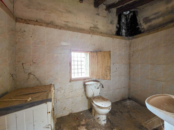 Image No.15-4 Bed Country House for sale