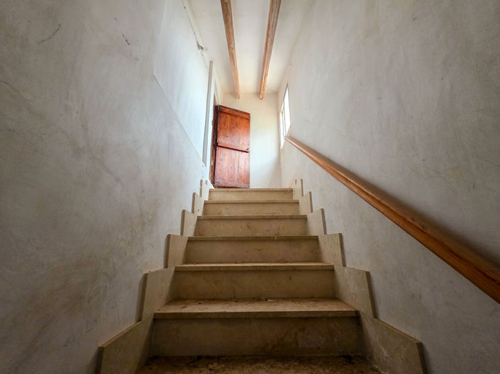 Image No.18-4 Bed Country House for sale