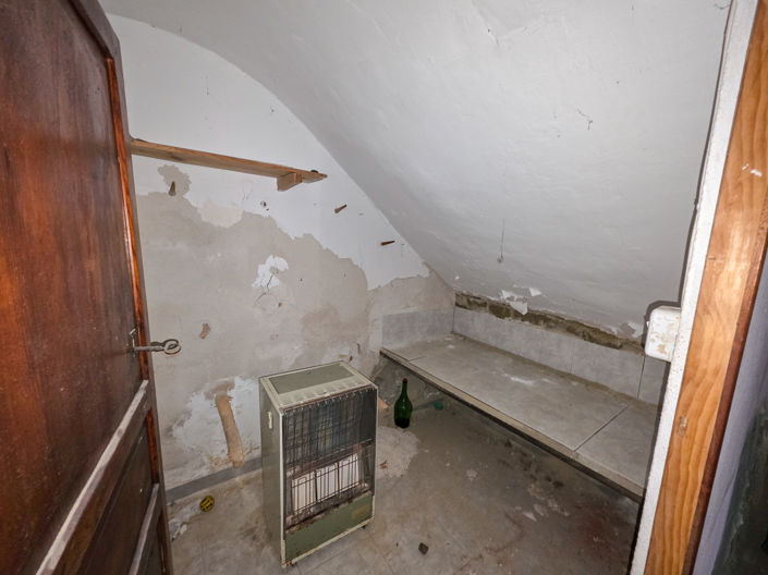 Image No.9-4 Bed Country House for sale