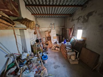 3215buildingplotinbarinas181022104520e04eab93