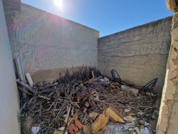 3215buildingplotinbarinas18102210451798f01ebd