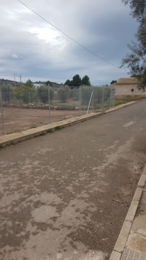 Image No.8-3 Bed Land for sale