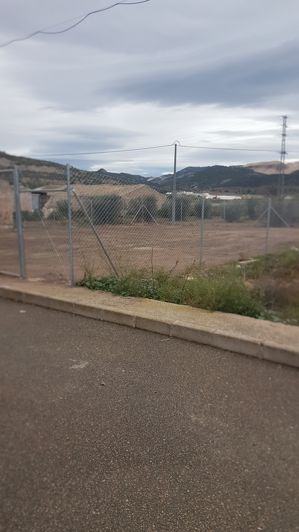 Image No.9-3 Bed Land for sale