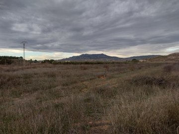 3260largebuildingplotwalkingdistancetopinoso2