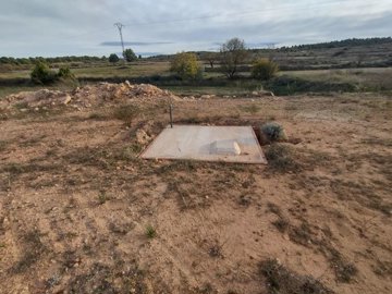 3239woodenhomeonplotinpicturesquehamlet211122