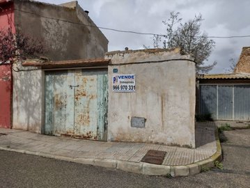 3050landwithsmallurbanplotforbuild18042205521