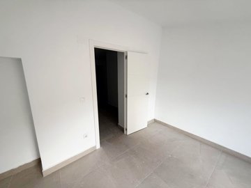 3951renovatedtwonhouseinpinoso210126125832071