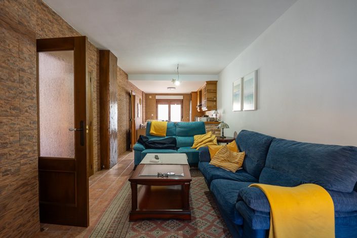 Image No.9-Maison de ville de 4 chambres à vendre à Pinoso