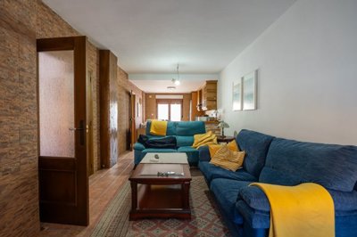 39494bedtownhouseinpinoso200126132316cf328028