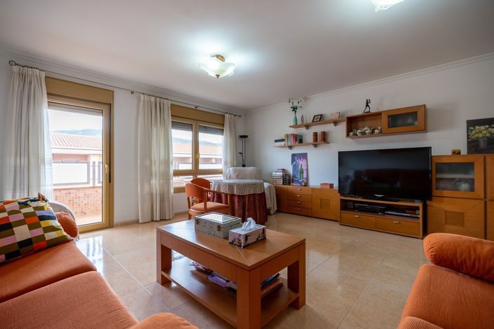 Image No.22-5 Bed Townhouse for sale
