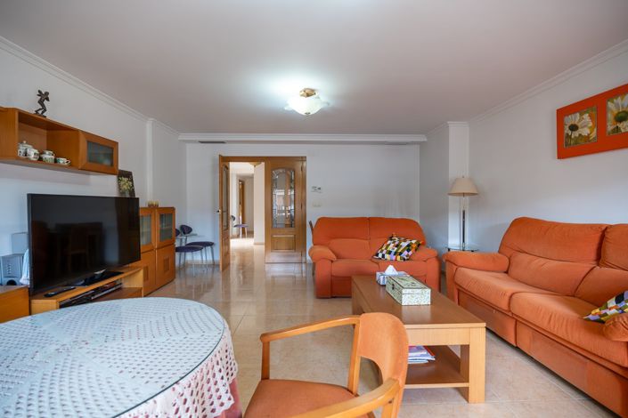 Image No.25-5 Bed Townhouse for sale