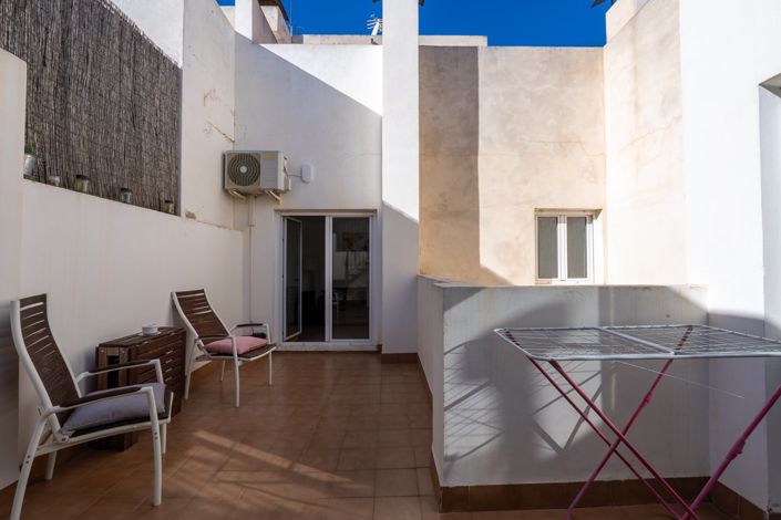 Image No.20-1 Bed Apartment for sale