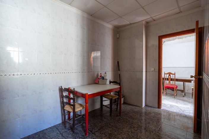 Image No.19-8 Bed Country House for sale