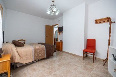 39583bedtownhouseinpinoso030226171420cf328916