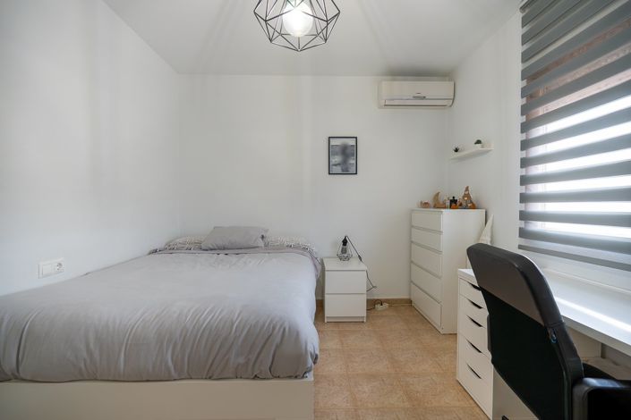 Image No.25-3 Bed Townhouse for sale