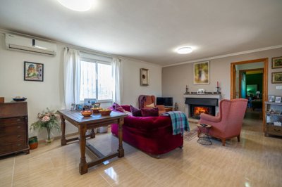 3967countryhousewequestrianfacilities11022614