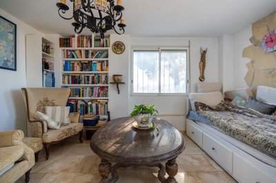 3967countryhousewequestrianfacilities11022614