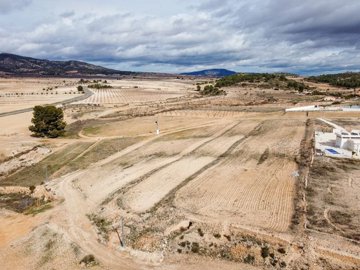 39635749m2buildingplot110226122238cf3294drone