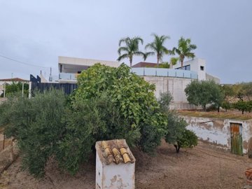 3961detachedvillaontheedgeoflassalinetaspetre