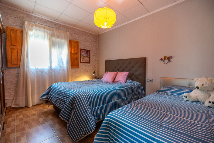 Image No.22-3 Bed Country House for sale