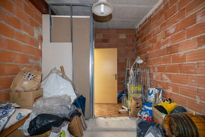 Image No.28-3 Bed Country House for sale