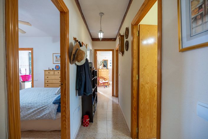 Image No.19-3 Bed Villa for sale