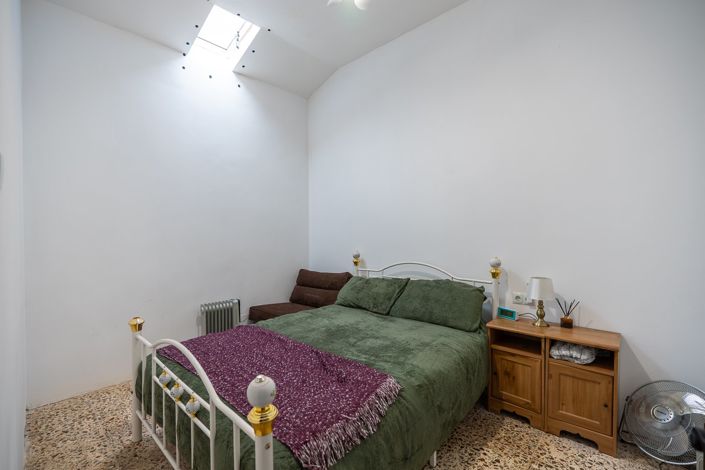 Image No.13-3 Bed Country House for sale