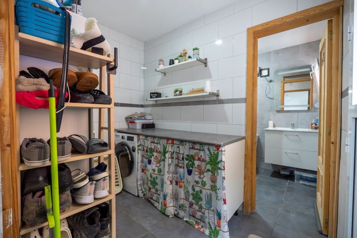 Image No.27-3 Bed Country House for sale