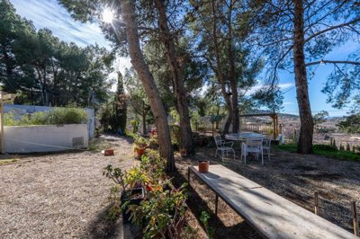 3966elmiradorcavehouse110226130504cf32967