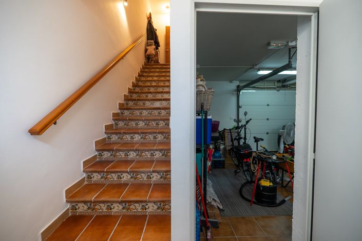 Image No.21-3 Bed Country House for sale