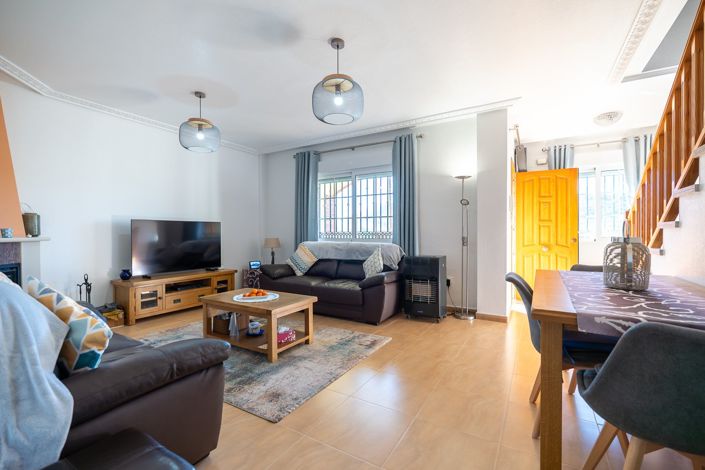 Image No.26-3 Bed Country House for sale