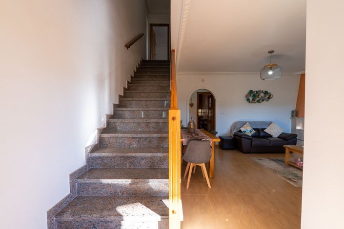 Image No.27-3 Bed Country House for sale