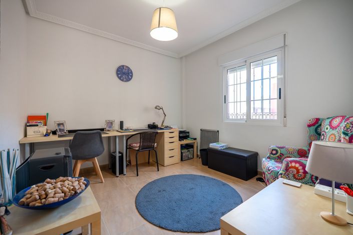 Image No.29-3 Bed Country House for sale