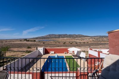 39734bedroomcountryhousenearpinoso02032612401