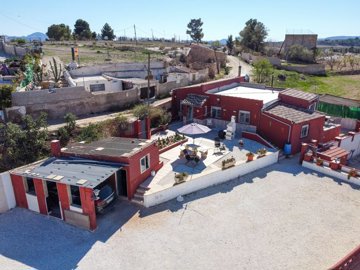 39734bedroomcountryhousenearpinoso02032612455