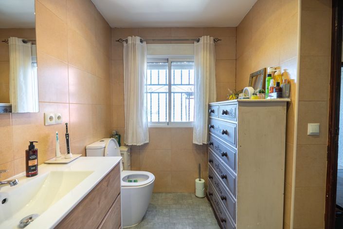 Image No.21-4 Bed Villa for sale