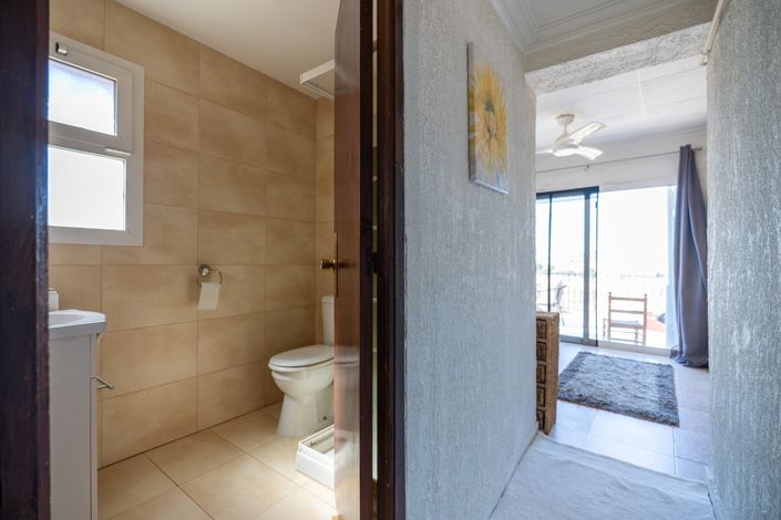 Image No.30-4 Bed Villa for sale