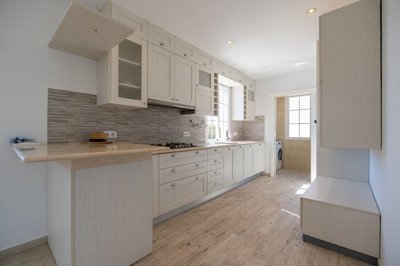 3972detachedvillawguesthouseinpinoso270226130