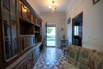 3974countryhousewith33hectaresofland030326131