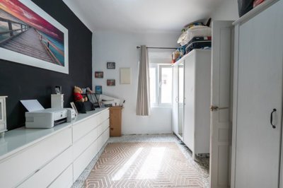 3976lovely6bedtownhousewprivatecourtyard08032