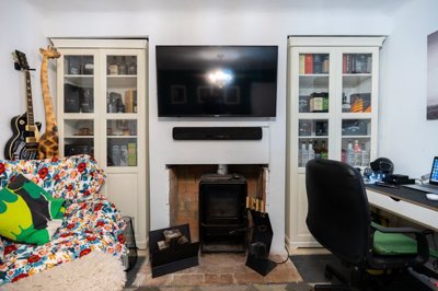 3976lovely6bedtownhousewprivatecourtyard08032