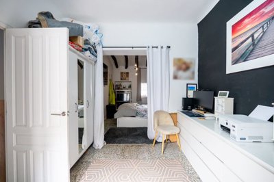 3976lovely6bedtownhousewprivatecourtyard08032