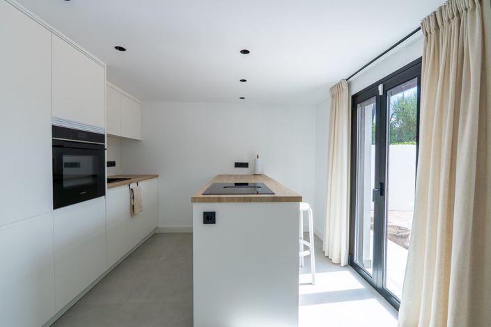 Image No.23-4 Bed Villa for sale