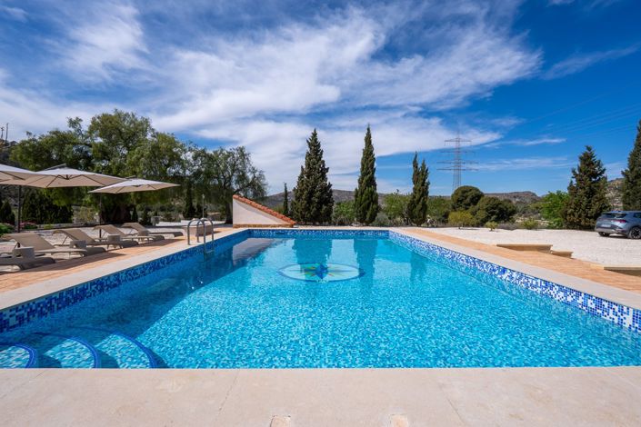 Image No.5-4 Bed Villa for sale